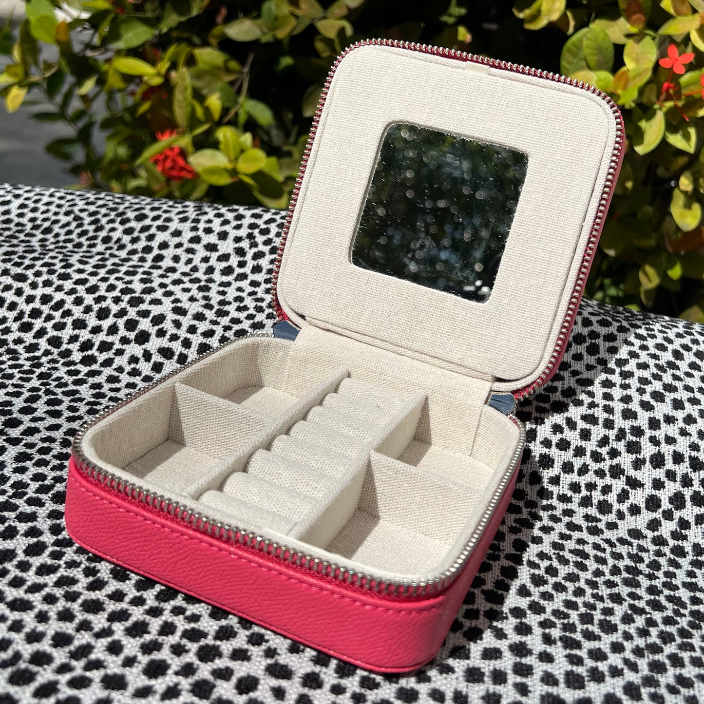 Square Leather Self-Finishing Jewelry Box 5"