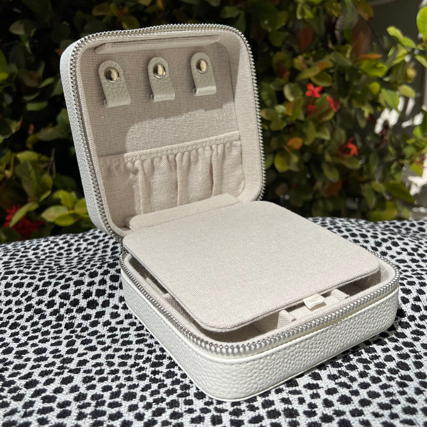 Square Leather Self-Finishing Jewelry Box 5"