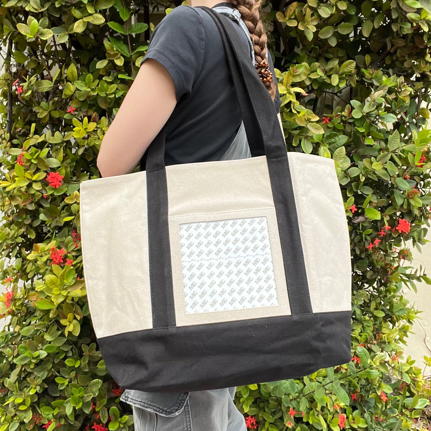Self-Finishing Beach Bag Tote