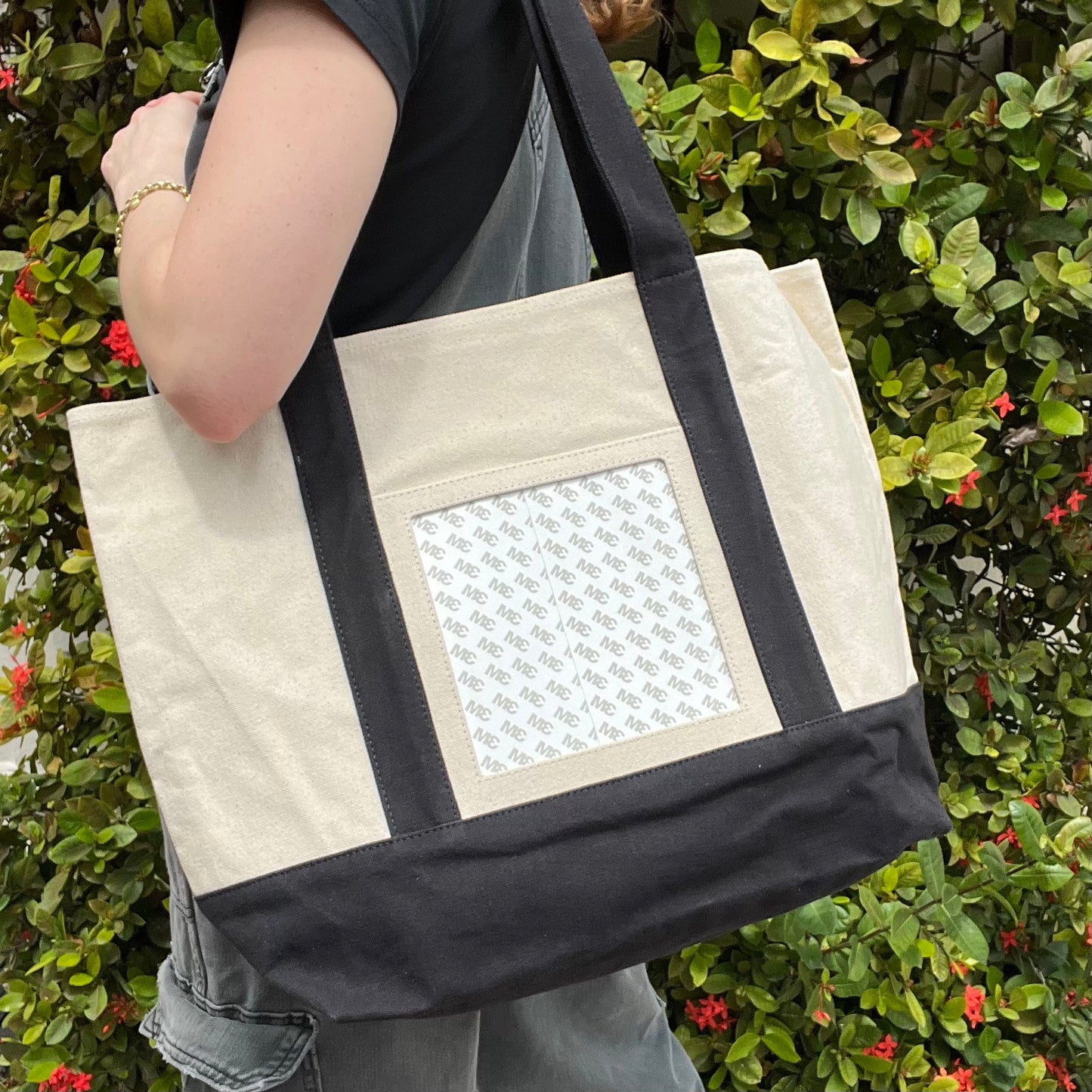 Self-Finishing Beach Bag Tote