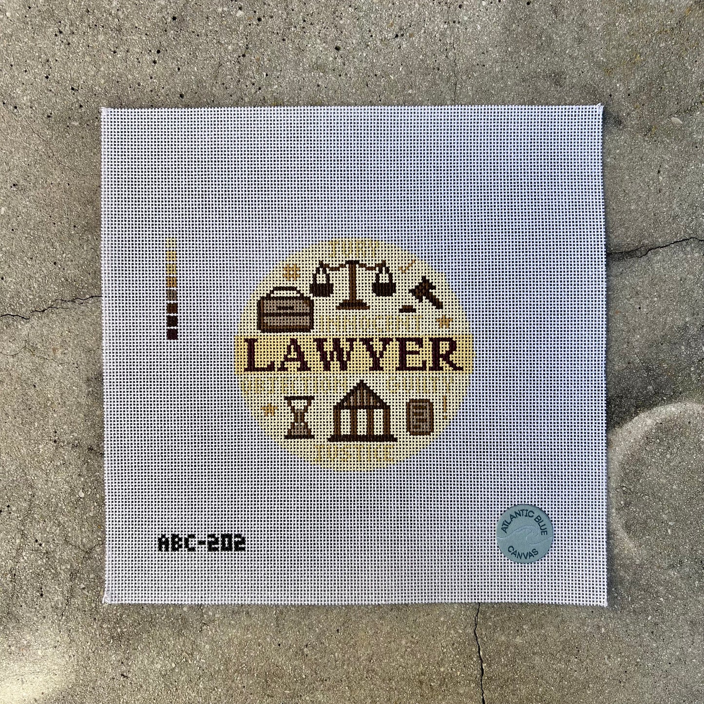 Lawyer 4" Round Ornament