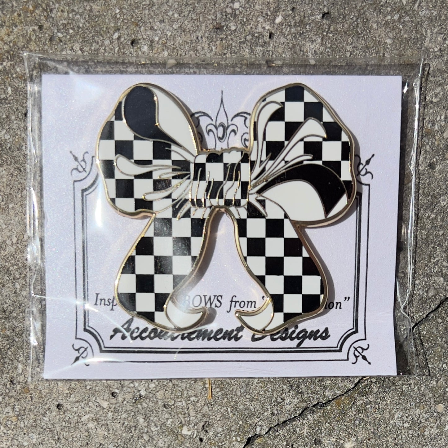 Bow Magnet