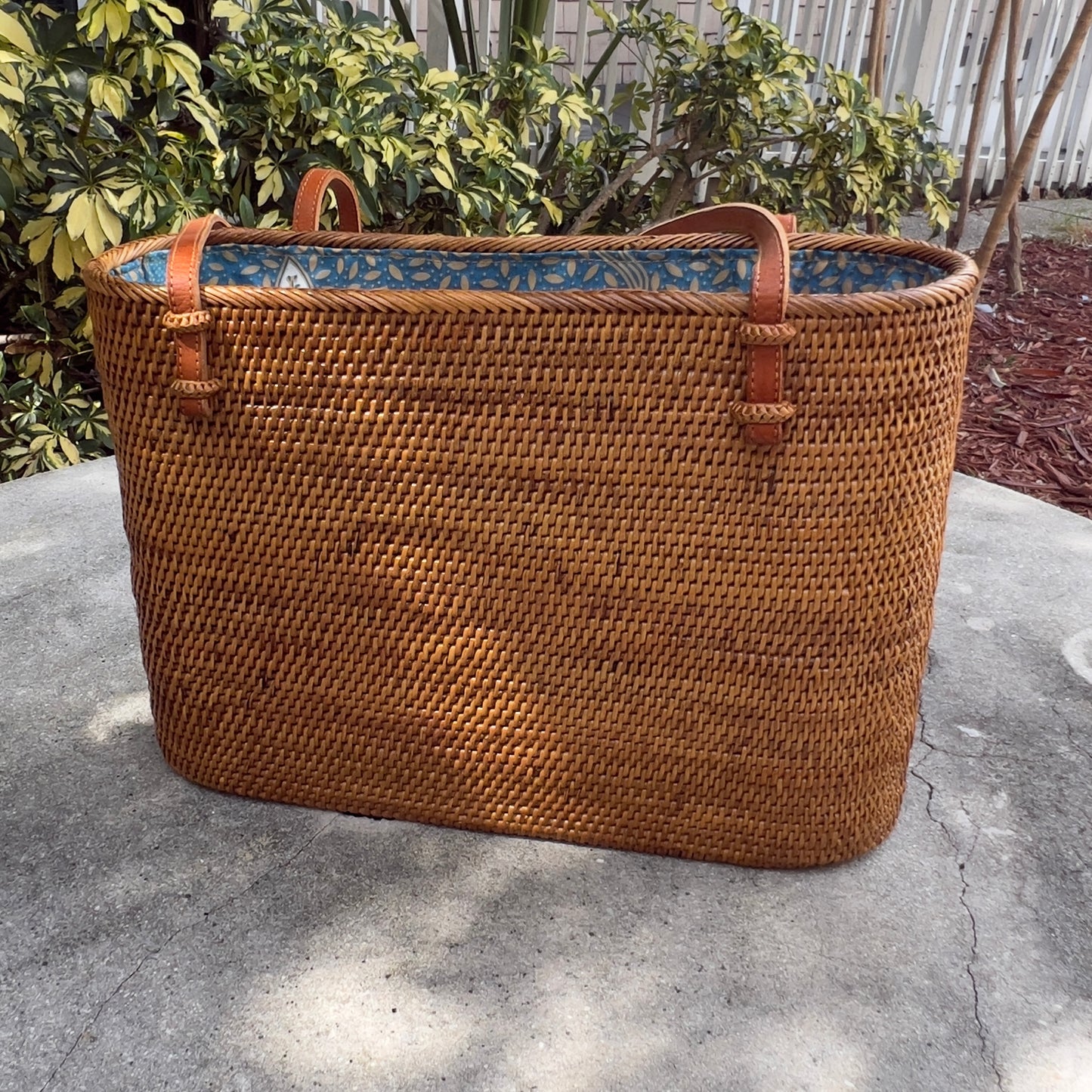Medium Rattan Tote Bag