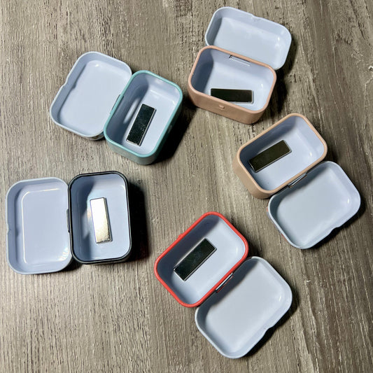 Magnetic Needle Case