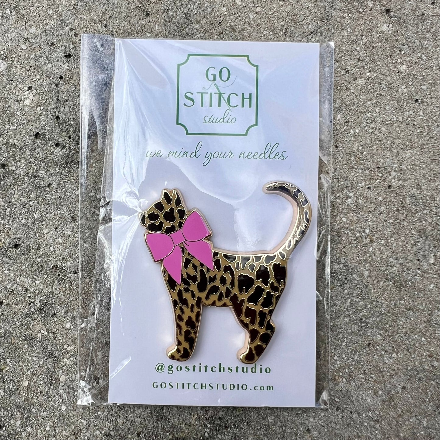 Leopard Kitty Magnet